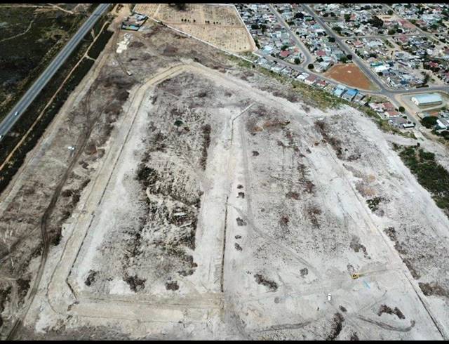 2,130M² VACANT LAND FOR SALE IN HAWSTON